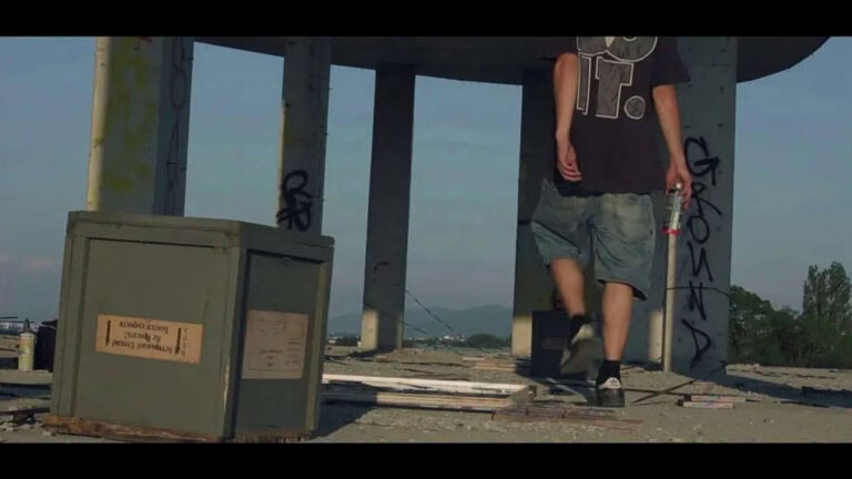 uNDERGROUND 3